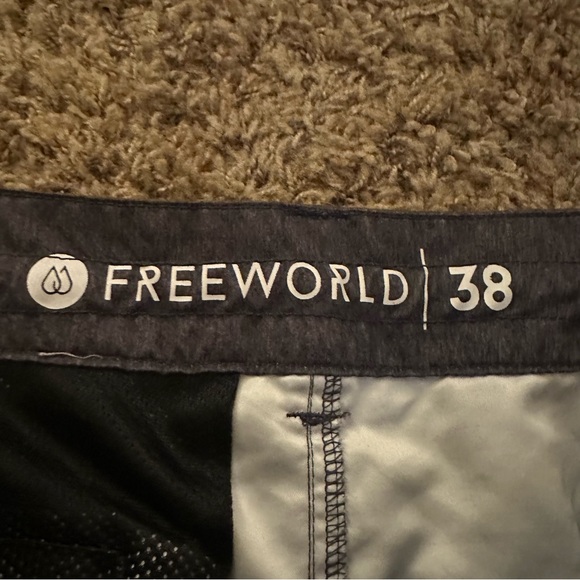 Gray swim trunks - Picture 5 of 7